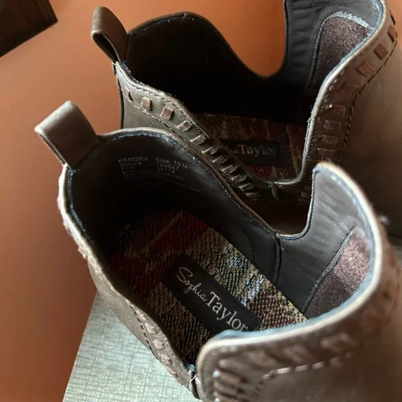 sofia taylor dress boots - Picture 3 of 3